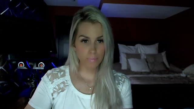 Gallery image thumbnail from Cora9's myfreecams stream on, 04/05/2023, 05:04 image 8 of 20