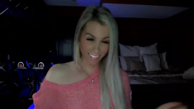 Gallery image thumbnail from Cora9's myfreecams stream on, 04/07/2023, 06:44 image 13 of 20