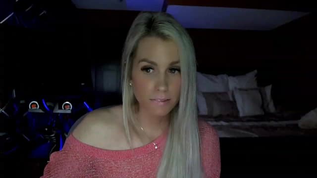 Gallery image thumbnail from Cora9's myfreecams stream on, 04/07/2023, 06:44 image 15 of 20