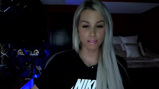 Gallery image thumbnail from Cora9's myfreecams stream on, 04/20/2023, 05:01 image 20 of 20