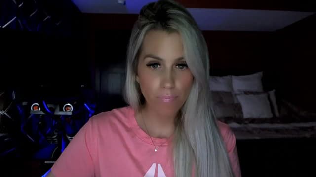 Gallery image thumbnail from Cora9's myfreecams stream on, 04/21/2023, 04:19 image 17 of 20