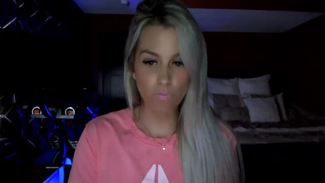 Gallery image thumbnail from Cora9's myfreecams stream on, 04/21/2023, 04:19 image 9 of 20