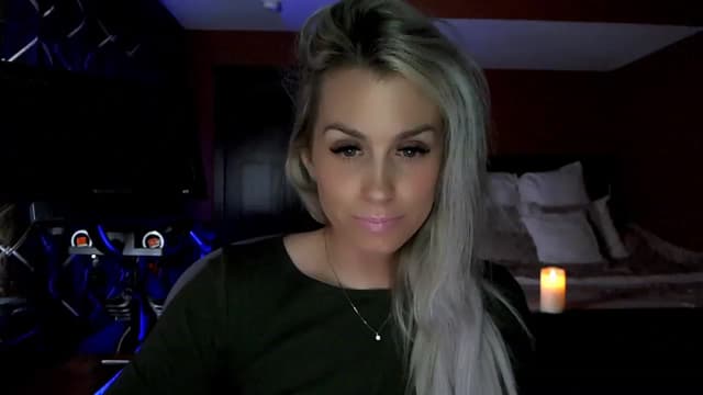 Gallery image thumbnail from Cora9's myfreecams stream on, 04/24/2023, 04:57 image 1 of 20