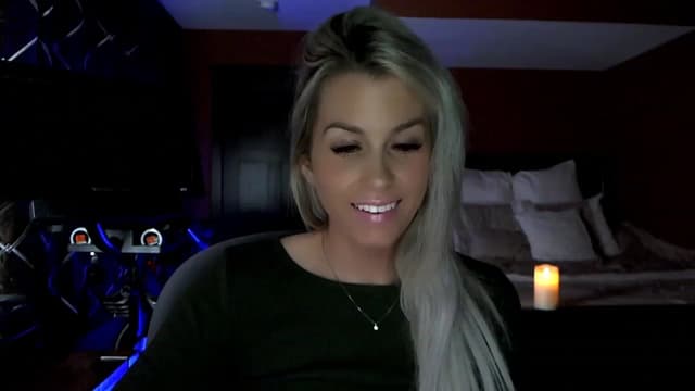 Gallery image thumbnail from Cora9's myfreecams stream on, 04/24/2023, 04:57 image 8 of 20