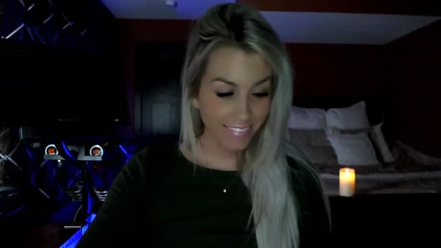 Gallery image thumbnail from Cora9's myfreecams stream on, 04/24/2023, 04:57 image 16 of 20