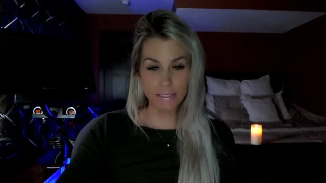 Gallery image thumbnail from Cora9's myfreecams stream on, 04/24/2023, 04:57 image 10 of 20