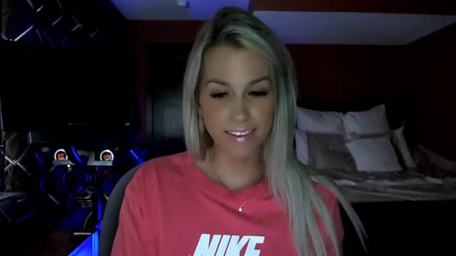 Gallery image thumbnail from Cora9's myfreecams stream on, 04/27/2023, 04:30 image 13 of 20