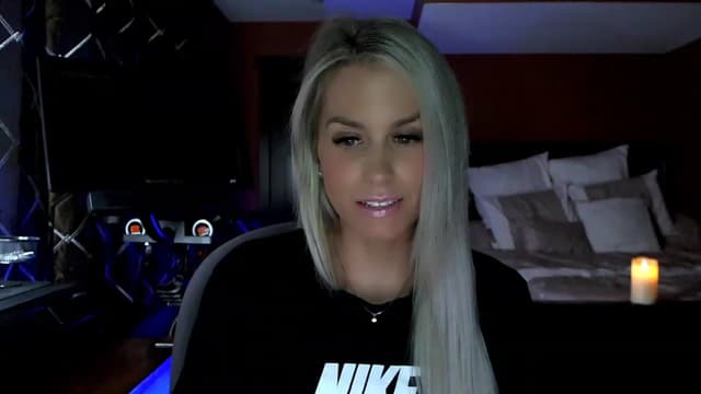 Gallery image thumbnail from Cora9's myfreecams stream on, 05/05/2023, 04:42 image 14 of 20