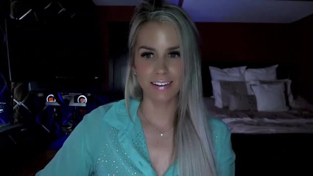 Gallery image thumbnail from Cora9's myfreecams stream on, 05/10/2023, 04:52 image 16 of 20