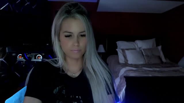 Gallery image thumbnail from Cora9's myfreecams stream on, 05/16/2023, 06:18 image 9 of 20