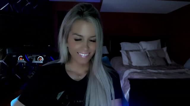 Gallery image thumbnail from Cora9's myfreecams stream on, 05/16/2023, 06:18 image 13 of 20