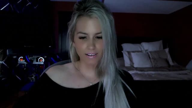 Gallery image thumbnail from Cora9's myfreecams stream on, 05/17/2023, 04:49 image 18 of 20