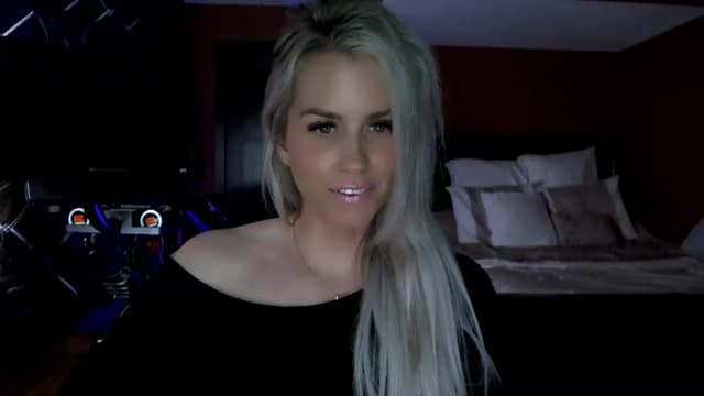 Gallery image thumbnail from Cora9's myfreecams stream on, 05/17/2023, 04:49 image 2 of 20