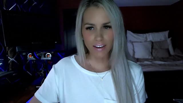 Gallery image thumbnail from Cora9's myfreecams stream on, 05/23/2023, 04:47 image 8 of 20