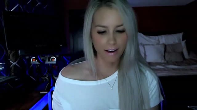 Gallery image thumbnail from Cora9's myfreecams stream on, 05/23/2023, 04:47 image 12 of 20