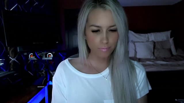 Gallery image thumbnail from Cora9's myfreecams stream on, 05/23/2023, 04:47 image 14 of 20
