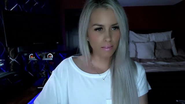 Gallery image thumbnail from Cora9's myfreecams stream on, 05/23/2023, 04:47 image 15 of 20