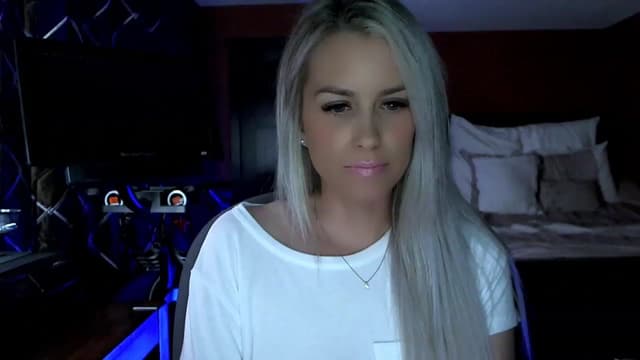 Gallery image thumbnail from Cora9's myfreecams stream on, 05/23/2023, 04:47 image 19 of 20