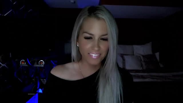 Gallery image thumbnail from Cora9's myfreecams stream on, 06/01/2023, 04:32 image 13 of 20