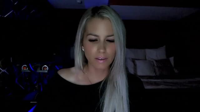 Gallery image thumbnail from Cora9's myfreecams stream on, 06/01/2023, 04:32 image 2 of 20