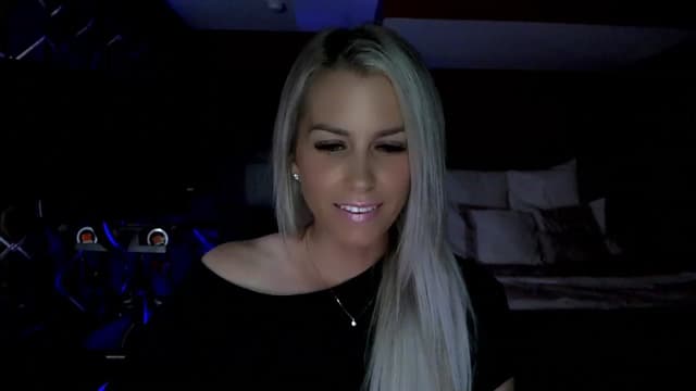 Gallery image thumbnail from Cora9's myfreecams stream on, 06/01/2023, 04:32 image 18 of 20