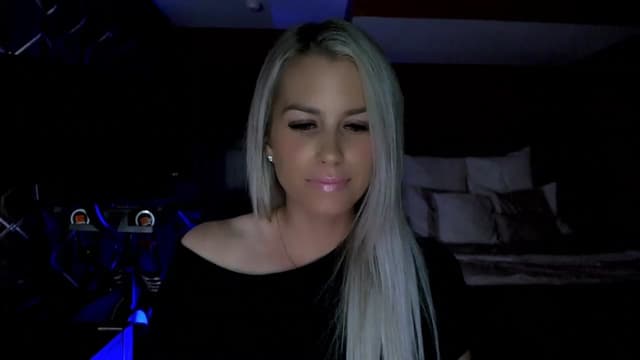 Gallery image thumbnail from Cora9's myfreecams stream on, 06/01/2023, 04:32 image 8 of 20