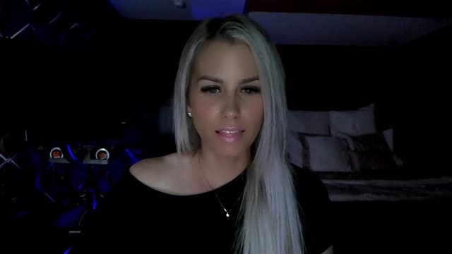Gallery image thumbnail from Cora9's myfreecams stream on, 06/01/2023, 04:32 image 17 of 20