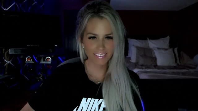 Gallery image thumbnail from Cora9's myfreecams stream on, 06/06/2023, 05:36 image 11 of 20