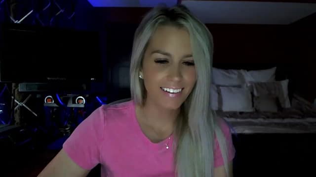 Gallery image thumbnail from Cora9's myfreecams stream on, 06/15/2023, 04:49 image 4 of 20