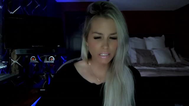 Gallery image thumbnail from Cora9's myfreecams stream on, 06/21/2023, 05:07 image 6 of 20