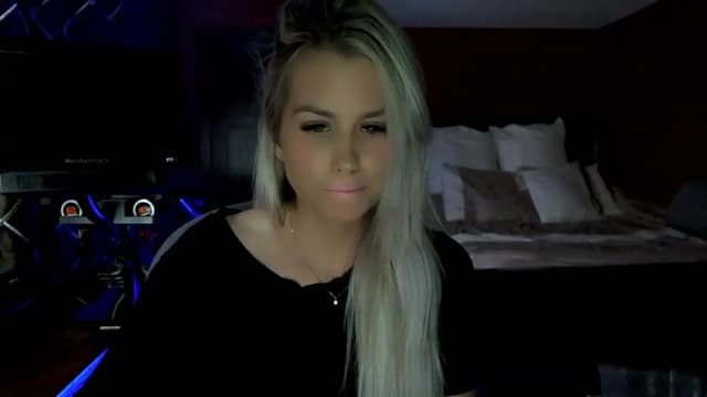 Gallery image thumbnail from Cora9's myfreecams stream on, 06/21/2023, 05:07 image 1 of 20