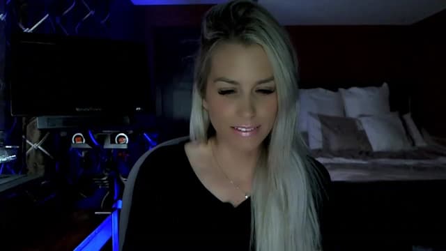 Gallery image thumbnail from Cora9's myfreecams stream on, 06/21/2023, 05:07 image 4 of 20