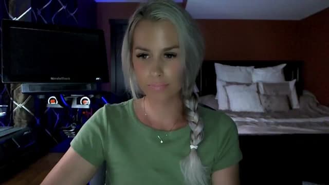 Gallery image thumbnail from Cora9's myfreecams stream on, 07/26/2023, 06:09 image 15 of 20