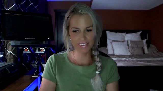Gallery image thumbnail from Cora9's myfreecams stream on, 07/26/2023, 06:09 image 5 of 20