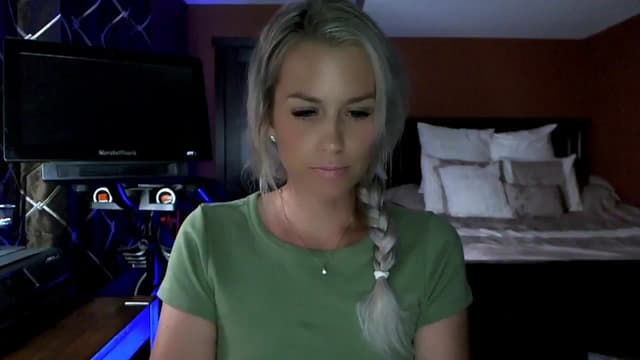 Gallery image thumbnail from Cora9's myfreecams stream on, 07/26/2023, 06:09 image 11 of 20