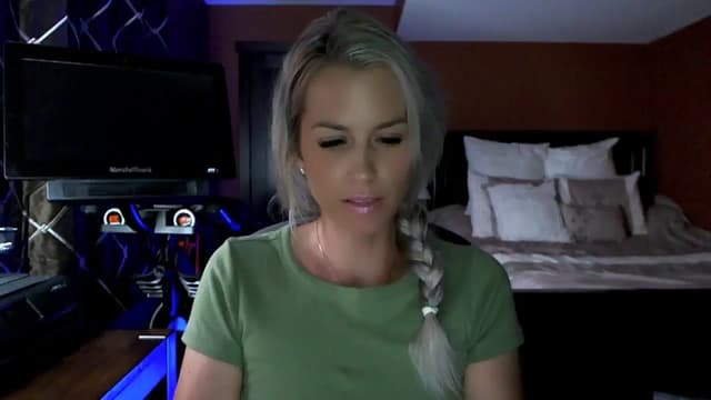 Gallery image thumbnail from Cora9's myfreecams stream on, 07/26/2023, 06:09 image 1 of 20