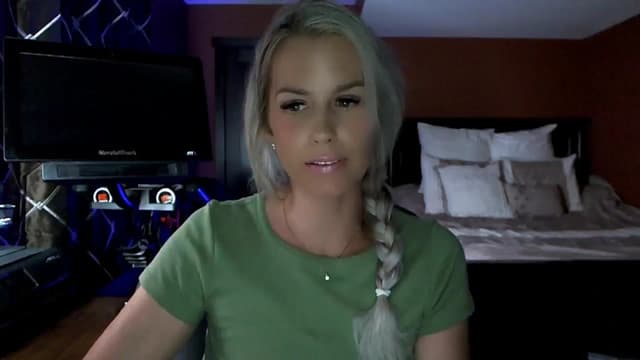 Gallery image thumbnail from Cora9's myfreecams stream on, 07/26/2023, 06:09 image 16 of 20