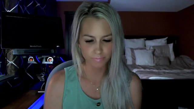 Gallery image thumbnail from Cora9's myfreecams stream on, 08/01/2023, 04:36 image 3 of 20