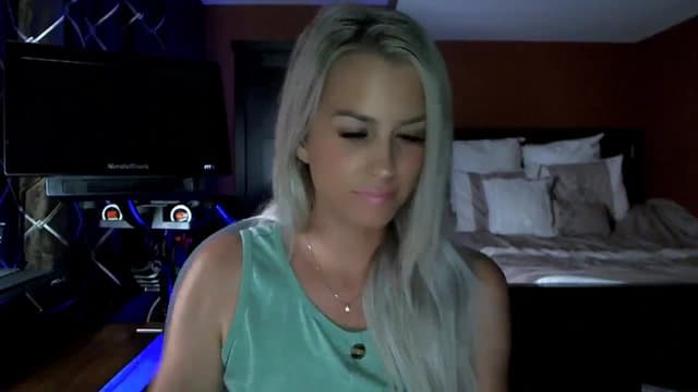 Gallery image thumbnail from Cora9's myfreecams stream on, 08/01/2023, 04:36 image 19 of 20