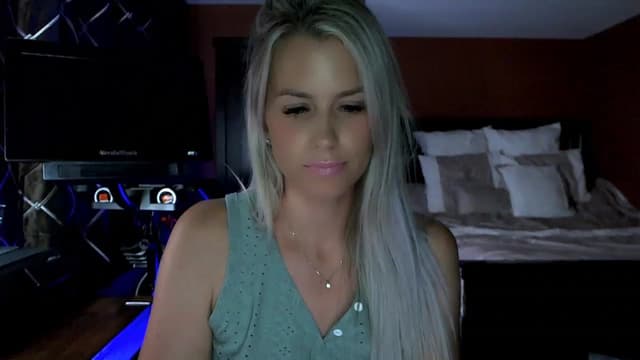 Gallery image thumbnail from Cora9's myfreecams stream on, 08/09/2023, 05:07 image 13 of 20