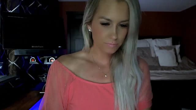 Gallery image thumbnail from Cora9's myfreecams stream on, 08/11/2023, 04:16 image 19 of 20