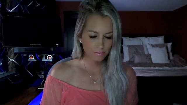 Gallery image thumbnail from Cora9's myfreecams stream on, 08/11/2023, 04:16 image 13 of 20