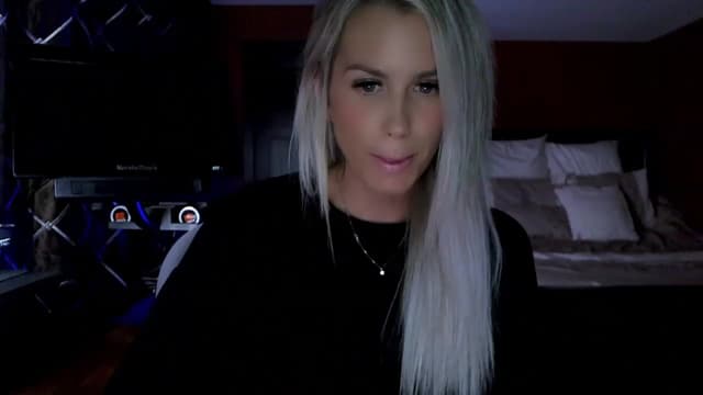 Gallery image thumbnail from Cora9's myfreecams stream on, 08/18/2023, 05:40 image 8 of 20