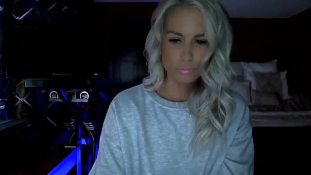 Gallery image thumbnail from Cora9's myfreecams stream on, 08/19/2023, 05:23 image 1 of 20