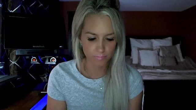 Gallery image thumbnail from Cora9's myfreecams stream on, 08/23/2023, 05:54 image 16 of 20