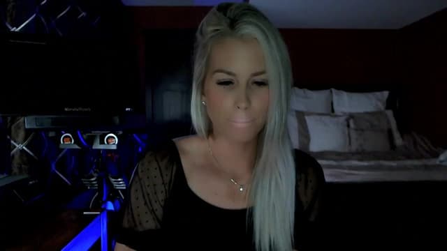Gallery image thumbnail from Cora9's myfreecams stream on, 08/29/2023, 04:58 image 1 of 20