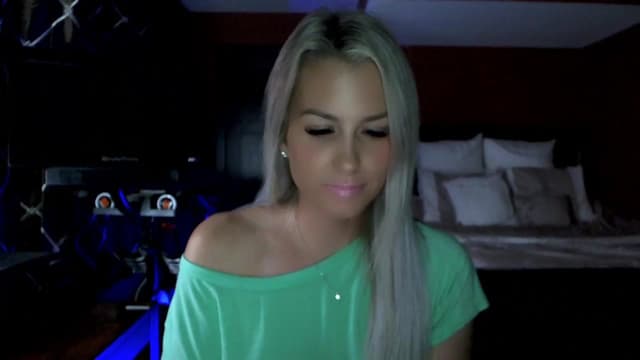 Gallery image thumbnail from Cora9's myfreecams stream on, 09/11/2023, 04:53 image 10 of 20