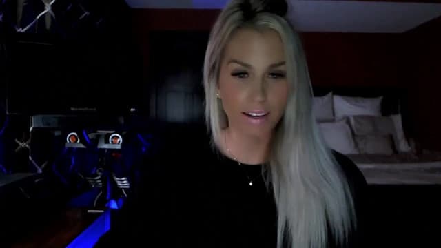 Gallery image thumbnail from Cora9's myfreecams stream on, 09/13/2023, 04:20 image 3 of 20
