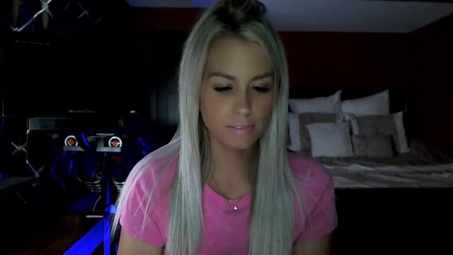 Gallery image thumbnail from Cora9's myfreecams stream on, 09/15/2023, 04:44 image 8 of 20