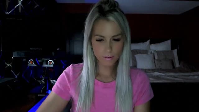 Gallery image thumbnail from Cora9's myfreecams stream on, 09/15/2023, 04:44 image 10 of 20